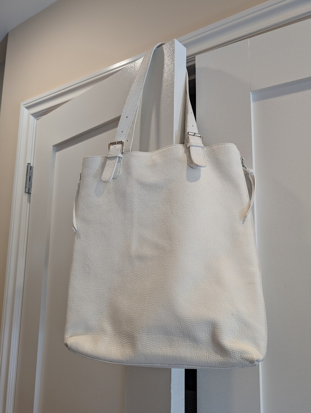 Maurizio Taiuti White Leather Expanding Tote